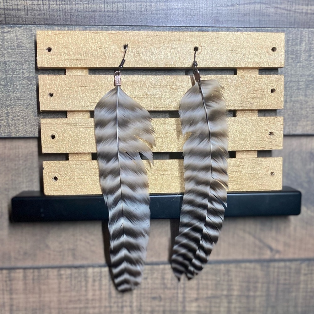 Chinchilla Rooster Feather Earrings. 6" long- simple boho / bohemian vibe
